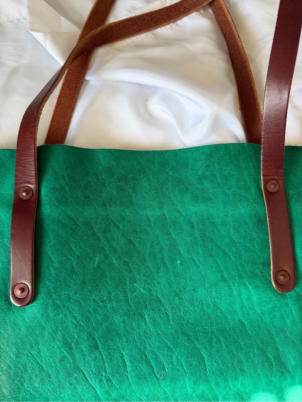 Go Forth Goods Large Avery tote in pine bison - Picture 7 of 14